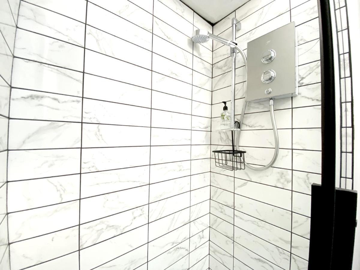 Tramontane Apartment At Hesketh Crescent Торки Экстерьер фото