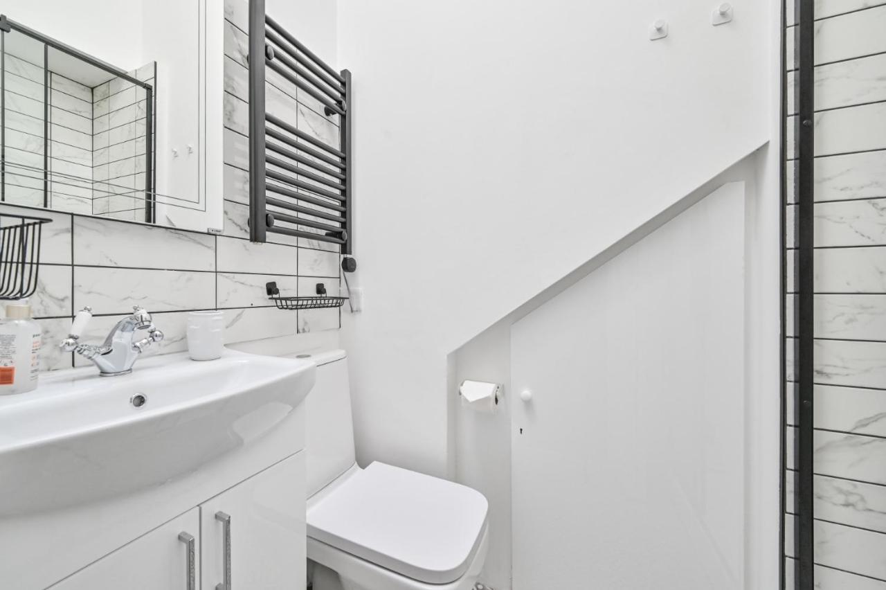 Tramontane Apartment At Hesketh Crescent Торки Экстерьер фото