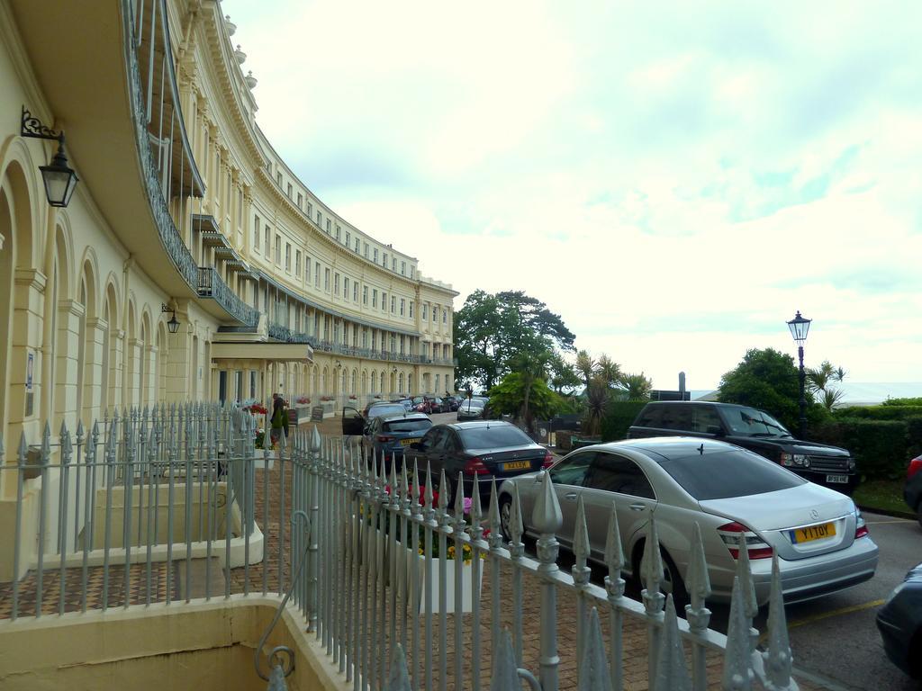 Tramontane Apartment At Hesketh Crescent Торки Номер фото