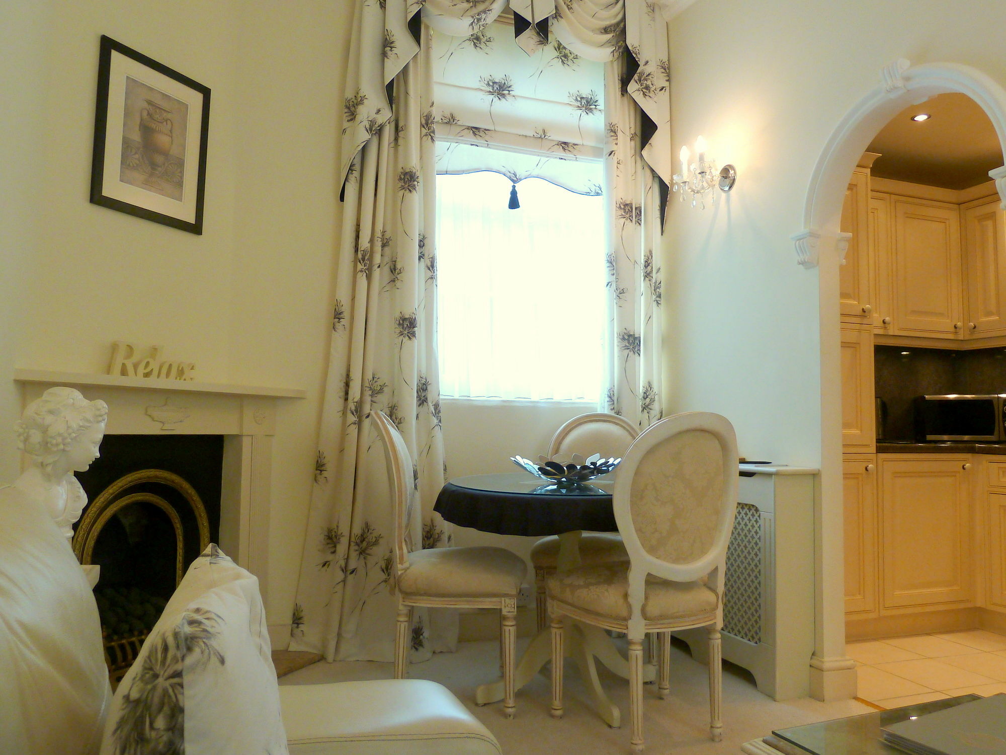 Tramontane Apartment At Hesketh Crescent Торки Экстерьер фото
